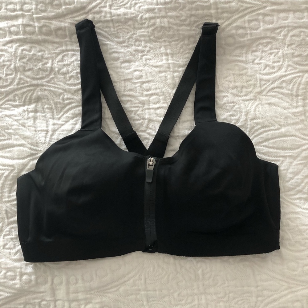 Victoria’s Secret Knockout Ultra Max Sport Bra